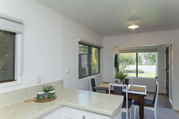 323 Stout Street Riverdale_12