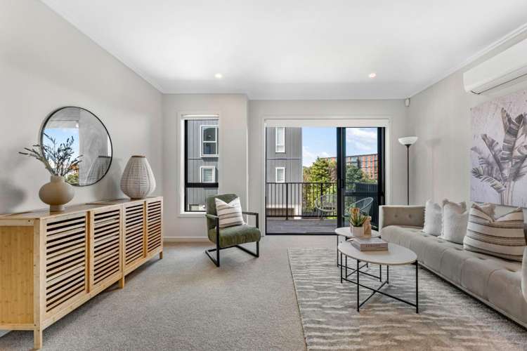 5/35 Marine Parade Hobsonville_3