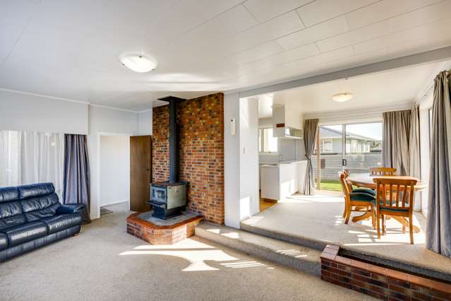 4 Lyttelton Crescent Tamatea_2