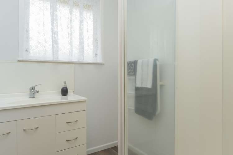 7 Gadsby Place Hamilton East_9