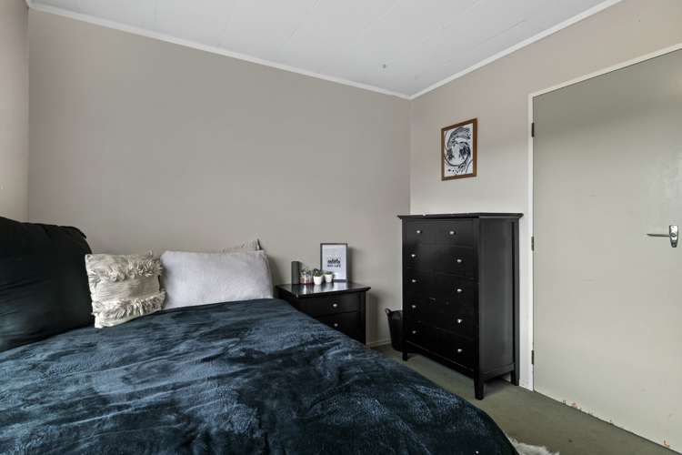 16 Carthew Street Okato_21