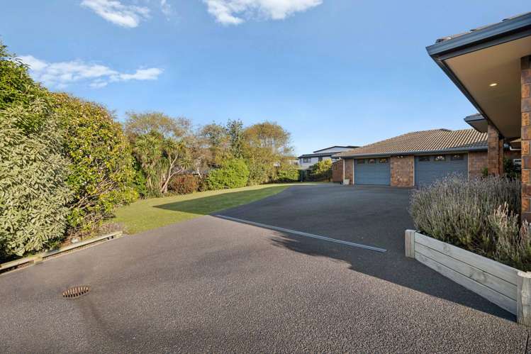 36 Sunny Crescent Huapai_23