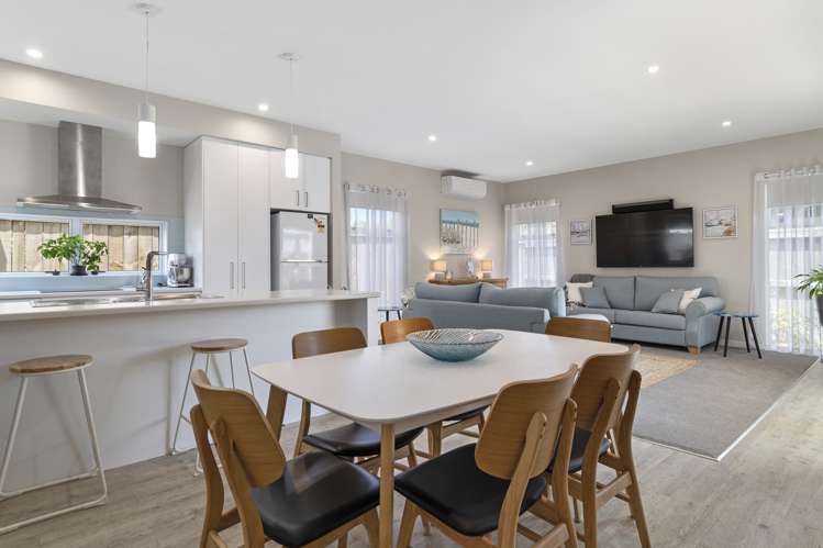 68 Franks Way Papamoa_5