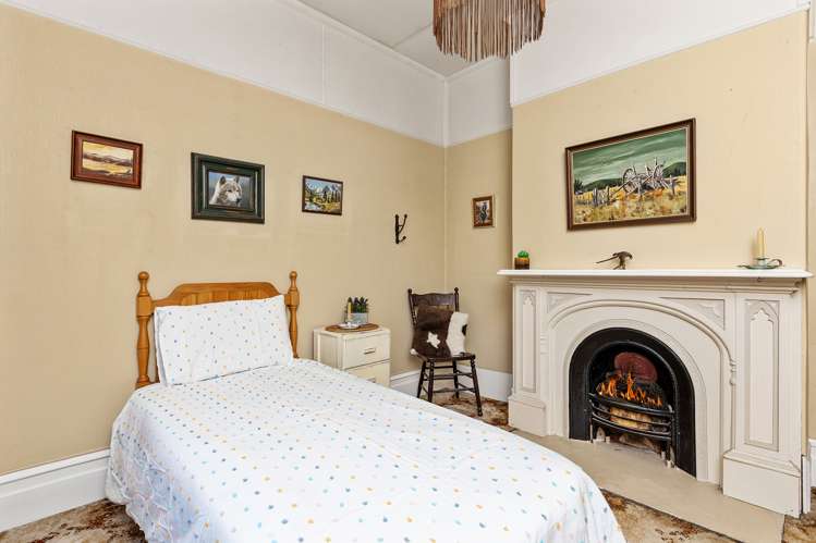 186 High Street South Carterton_11