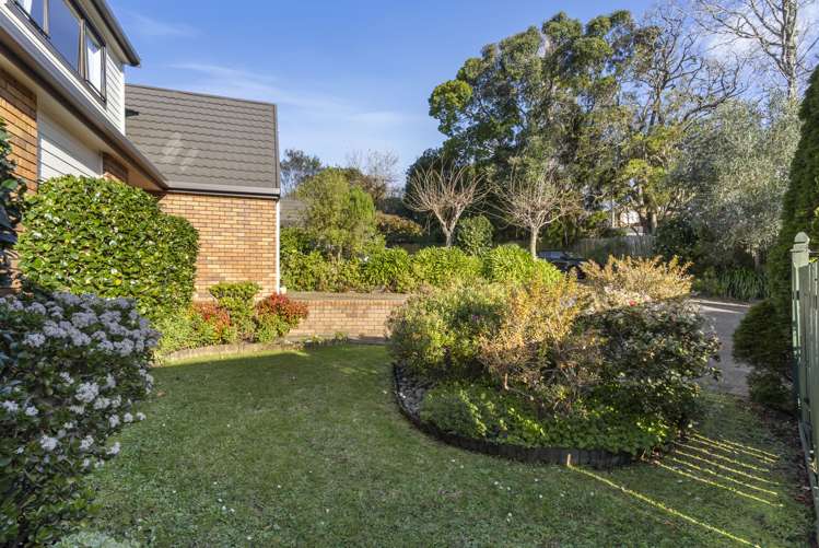 2/13a Eban Avenue Hillcrest_7