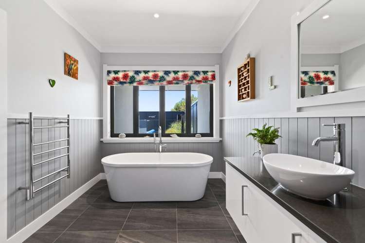 63 Waipuka Road Havelock North_19