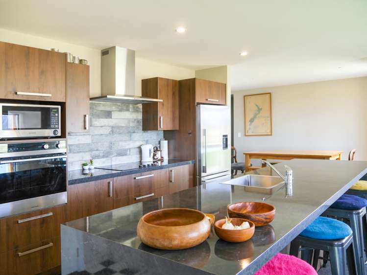 37 The Drive Twizel_5