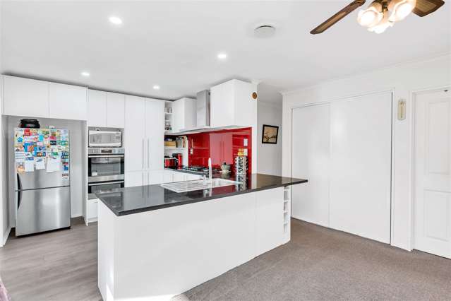 14 Cyclamen Road Mangere_1