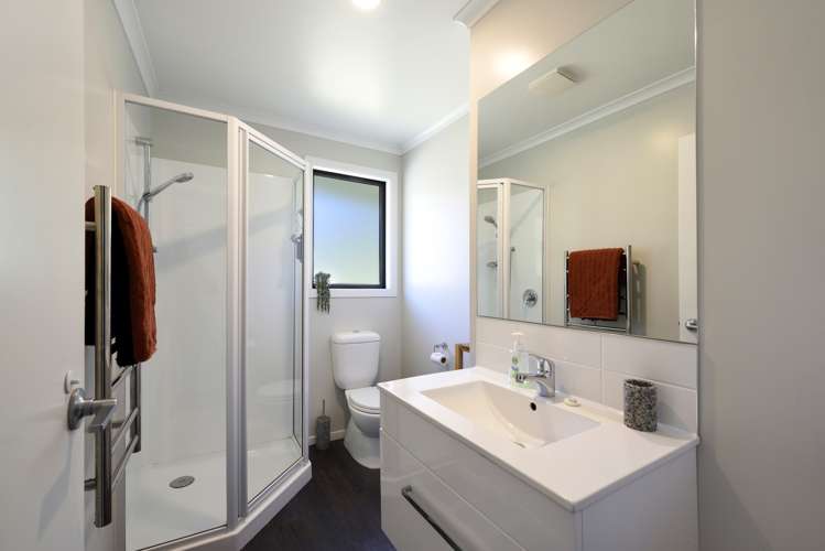 7 Olivine Terrace The Brook_16