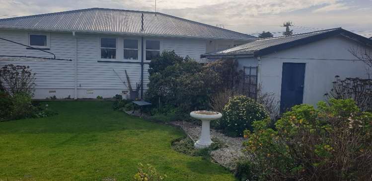 37 Victoria Street Patea_7
