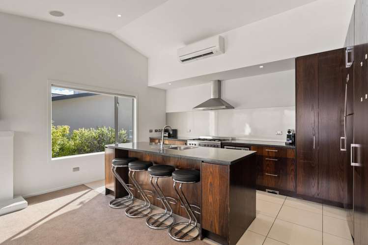 2/124 Lismore Street Wanaka_3