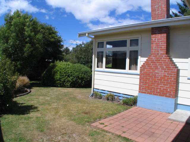 4 Home Street Manapouri_1