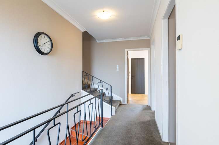 6 Resthill Crescent Glenview_7