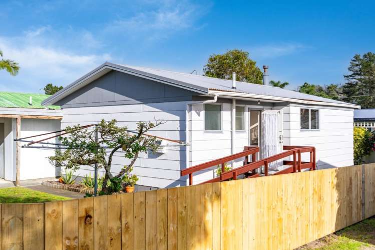 17B Moki Place Ruakaka_25