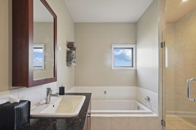 10 Country Club Terrace Northwood_11