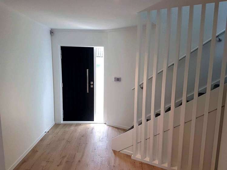 99 Vandeleur Avenue Birkdale_12