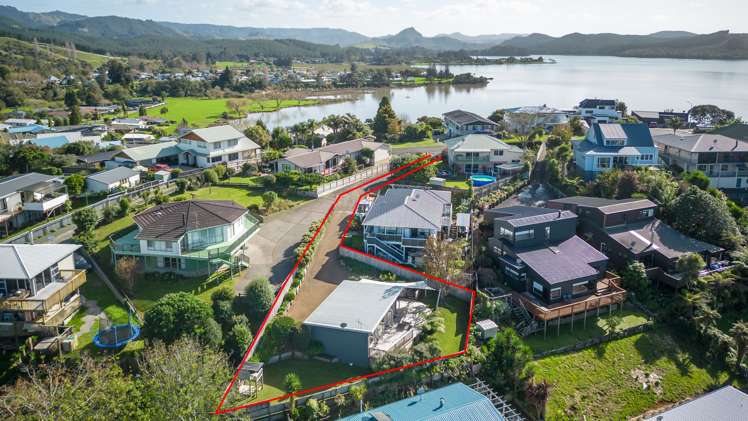 125b Bruce Wallace Place Whangamata_18