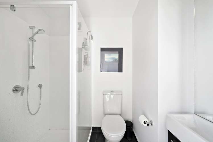 5/52 High Street Island Bay_10