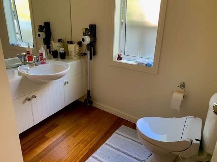 2/24 Rangitoto Terrace Milford_17