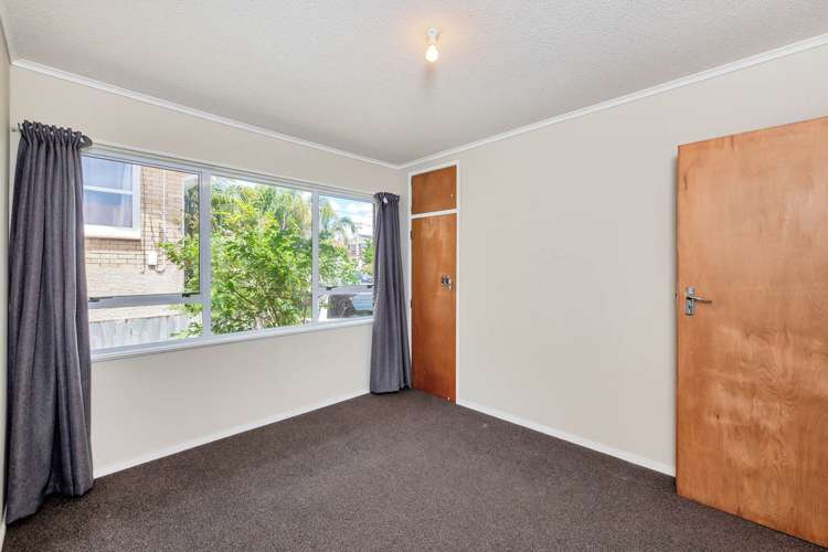 19 Renwick Street Papakura_13