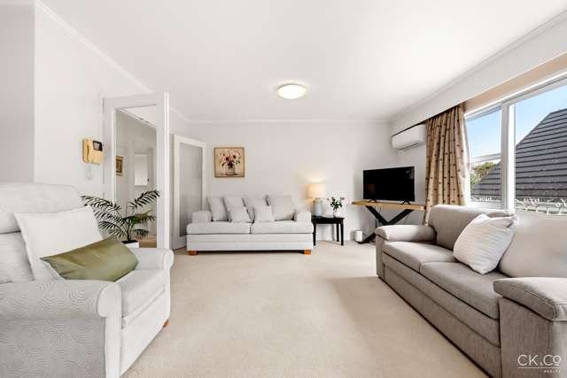 52b Queens Grove Lower Hutt Central_3