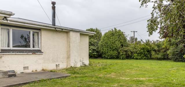 38 Gloucester Street Waikiwi_1