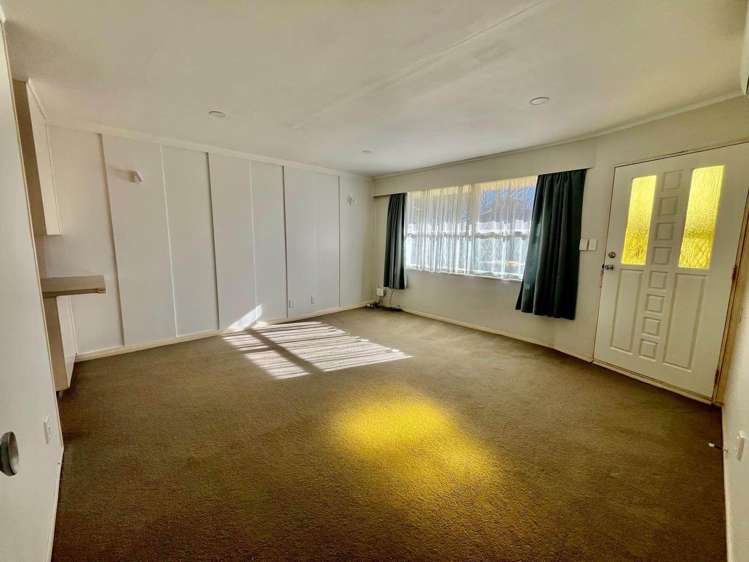 16 Winspear Place Manukau_6