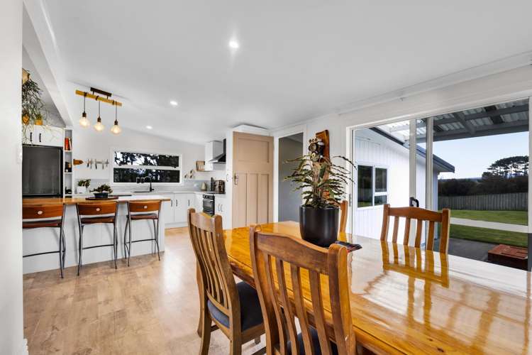 1288 Normanby Road Manaia_11