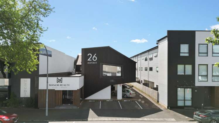 C & D/26 Liverpool Street Hamilton Central_1