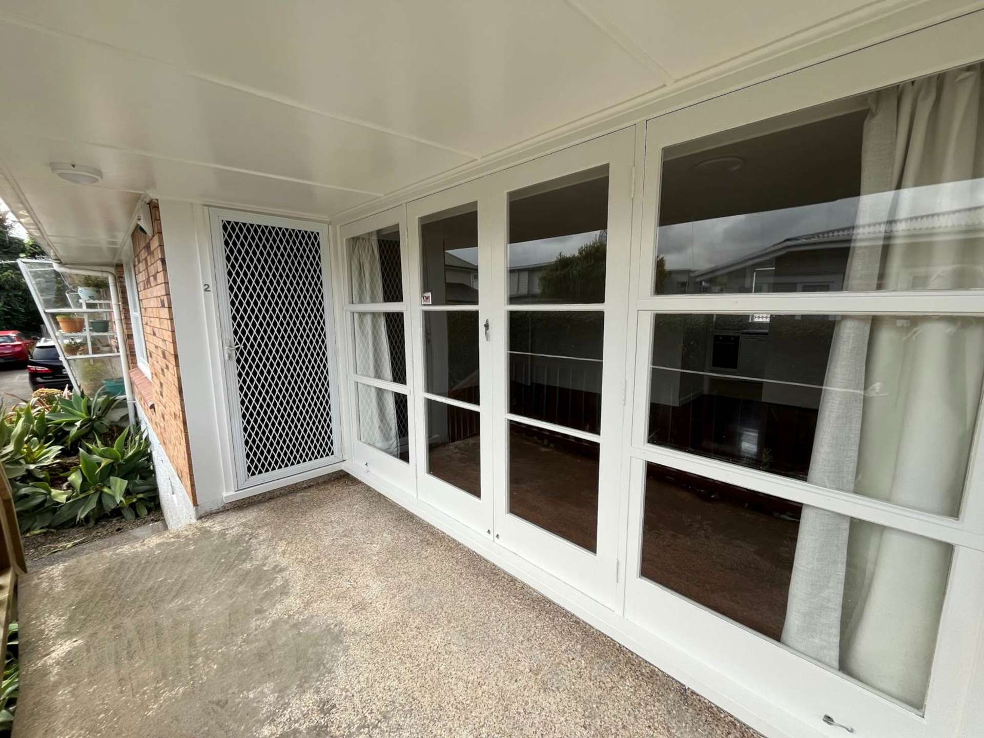 2/18 Tawa Road Onehunga_0