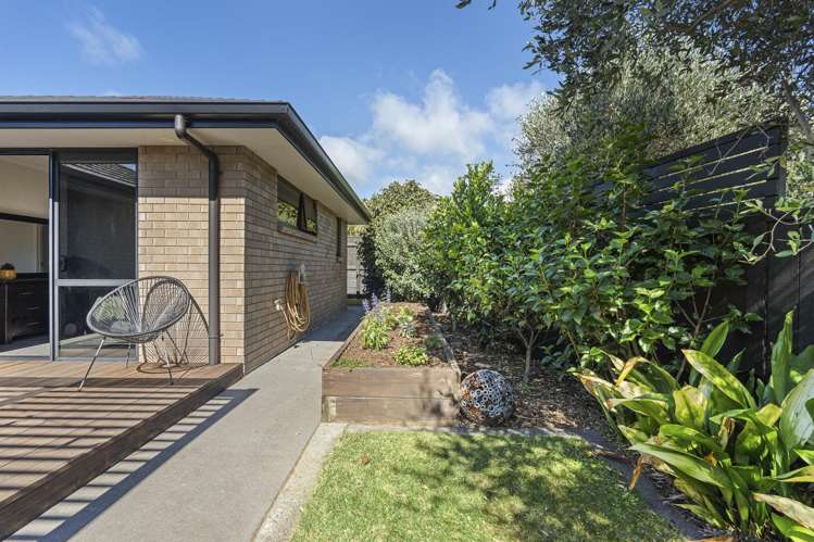 5 Cessna Lane Glen Avon_21