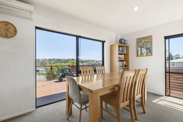 2/2 Neal Avenue Glenfield_3