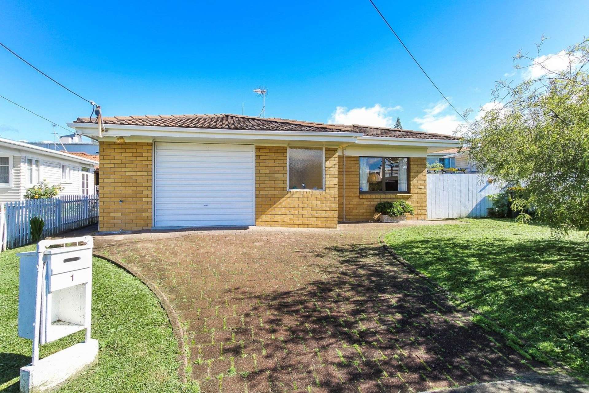 1 Aotea Road Glen Eden_0
