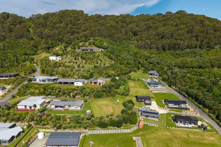 18 Mahia Heights Drive Mahia_7