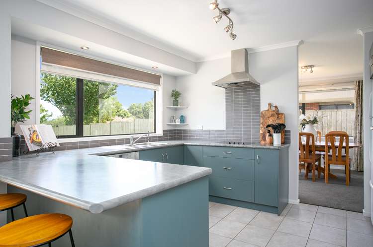 14 De La Mare Drive Leamington_5