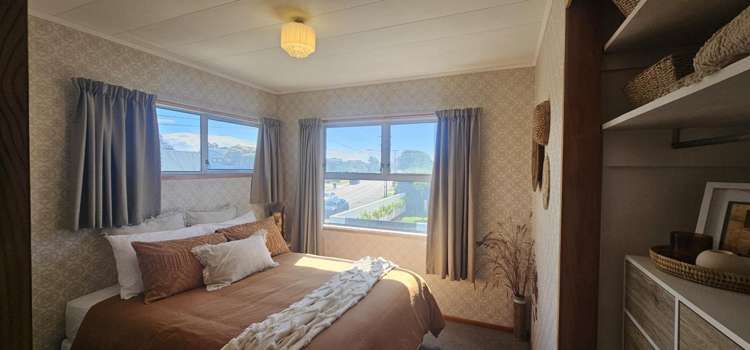 25A Oceanbeach Road 11229_6