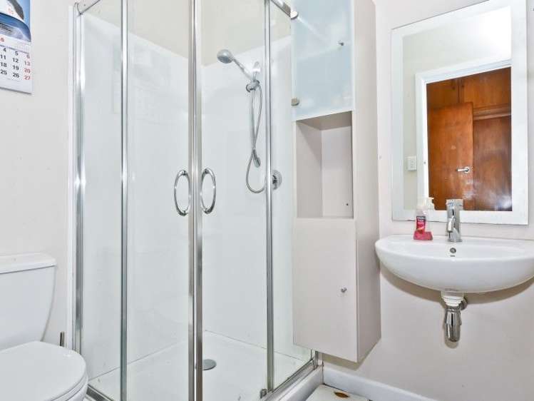 67a Dey Street Hamilton East_11