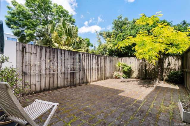 21/852 Mount Eden Road Three Kings_2