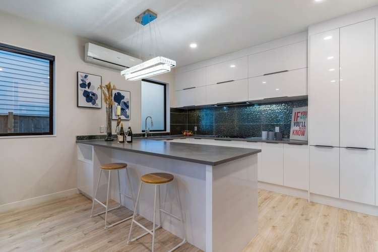 11 Bomber Lane Whenuapai_6