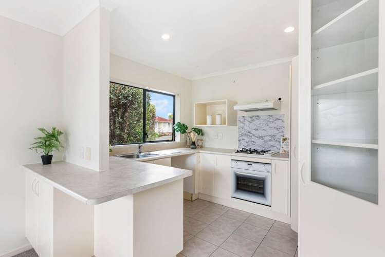 2/63 Alexander Street Cockle Bay_8