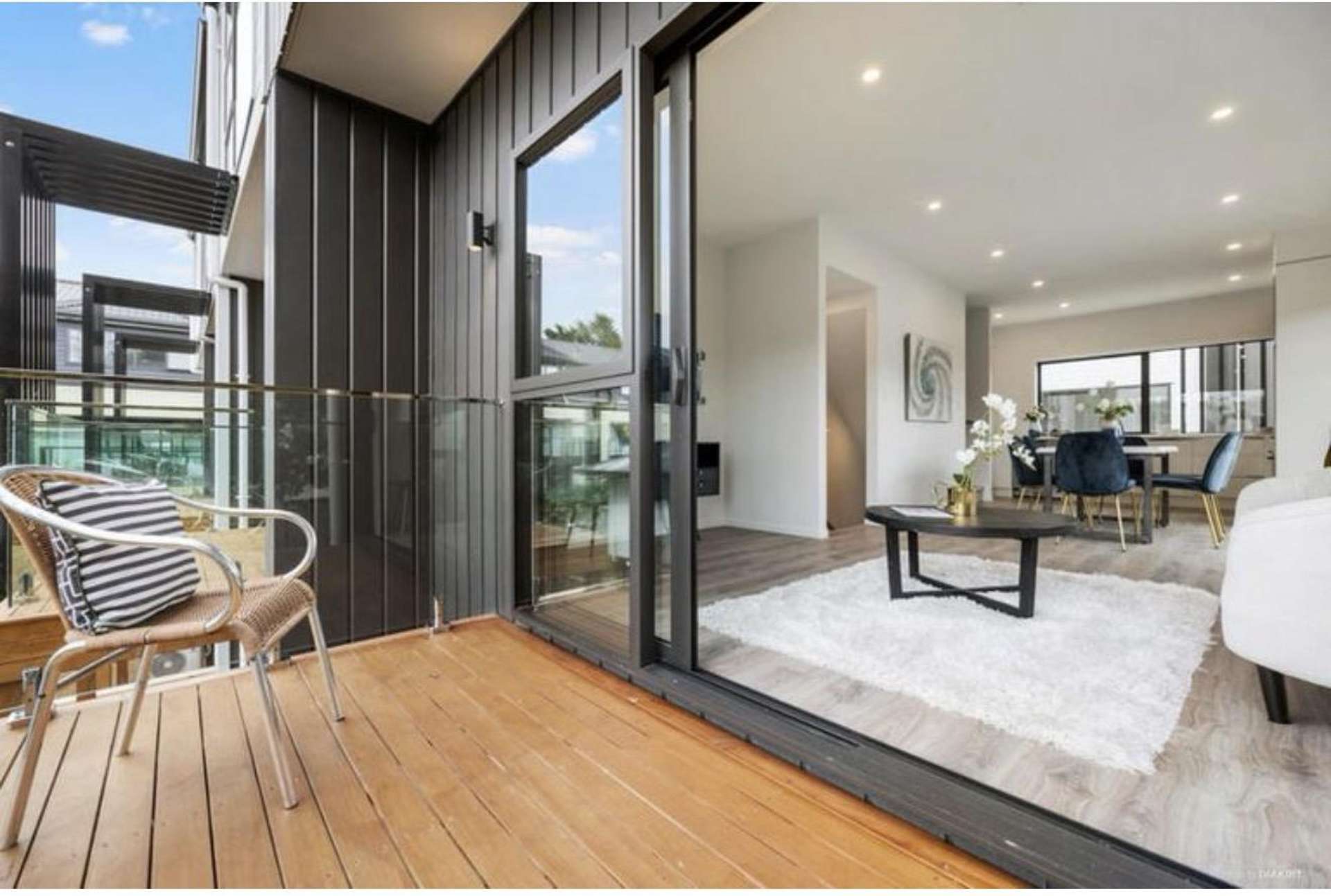 3/53 Aranui Road Mount Wellington_0