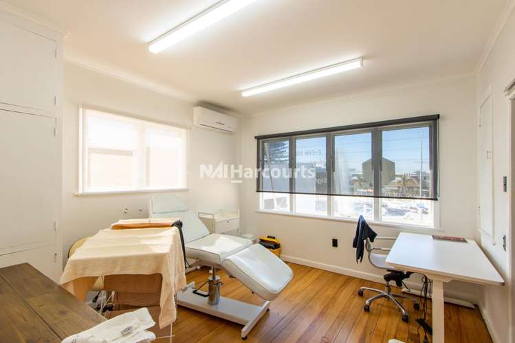 C/7 Hurstmere Road Takapuna_5