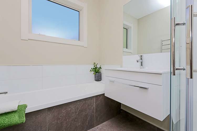 202 Riverslea Road South Akina_11