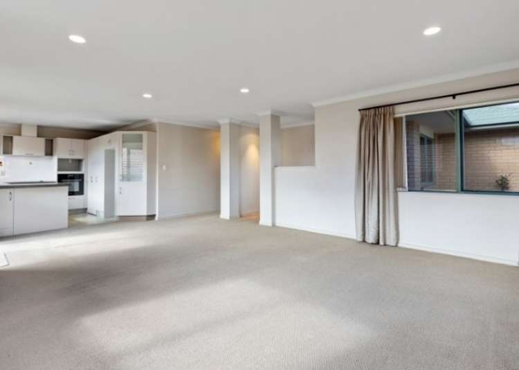 6 Verona Way 1080_5