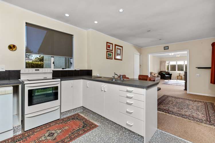 70 Park Road Carterton_5