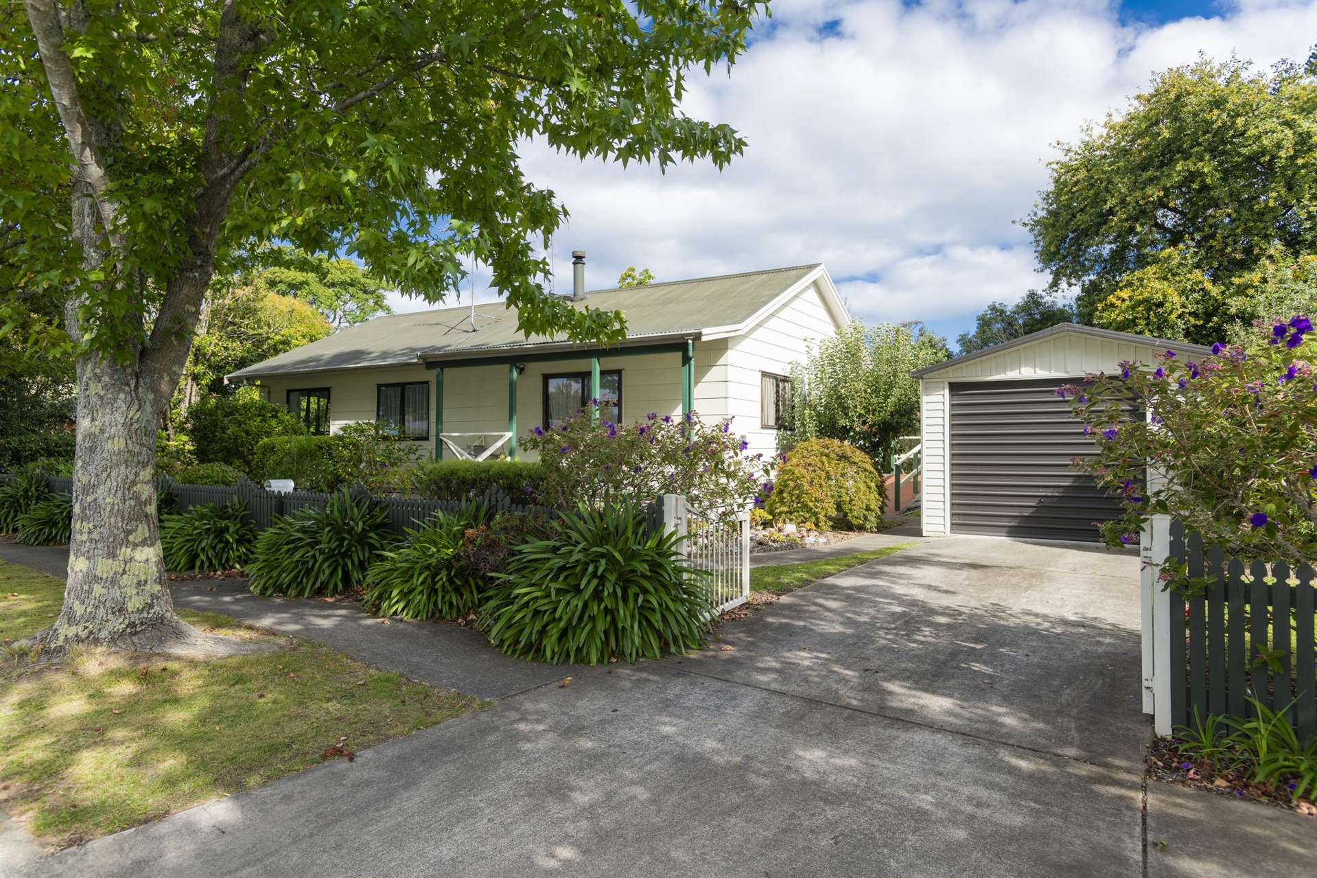 6 Elsdon Best Street Riverdale_0