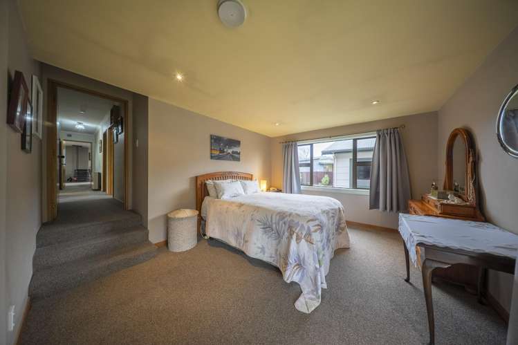 67 Luxmore Drive Te Anau_11