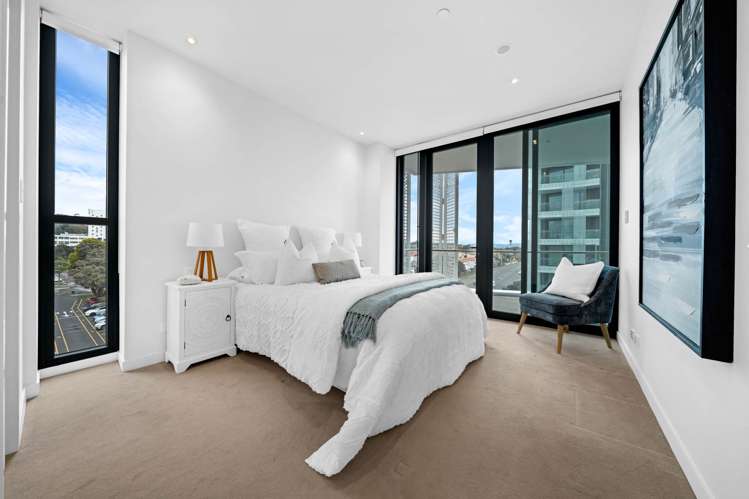 302/223A Green Lane West Epsom_15