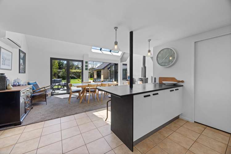 146 Lake Hawea - Albert Town Road Albert Town_12