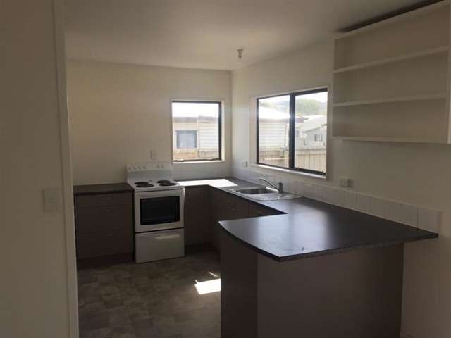 2/139 Clevedon Road Papakura_1